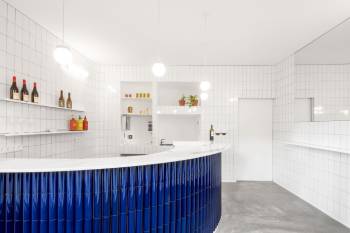 Tile of Spain Awards 2020 Winner of the Interior Design category: Atlantis Gastrobar by Arantxa Manrique Arquitectes. Credit: AdriÃ  Goula